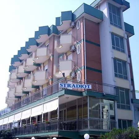 Stradiot 3* Римини