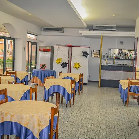 酒店 斯特拉迪奥特酒店