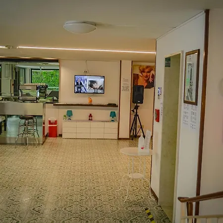 斯特拉迪奥特酒店