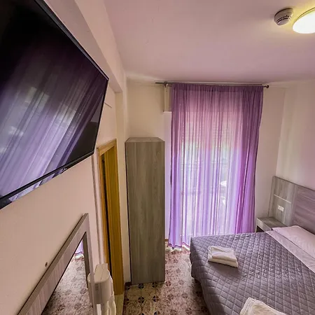 斯特拉迪奥特酒店 酒店 里米尼