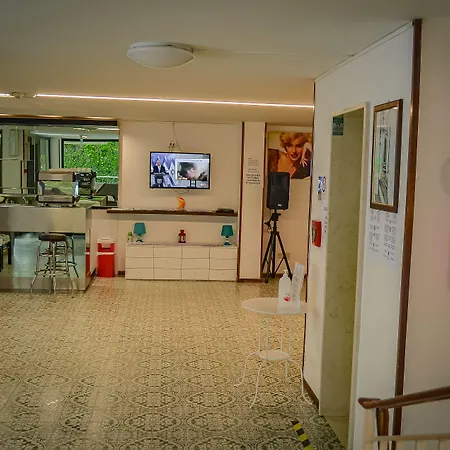 斯特拉迪奥特酒店 里米尼